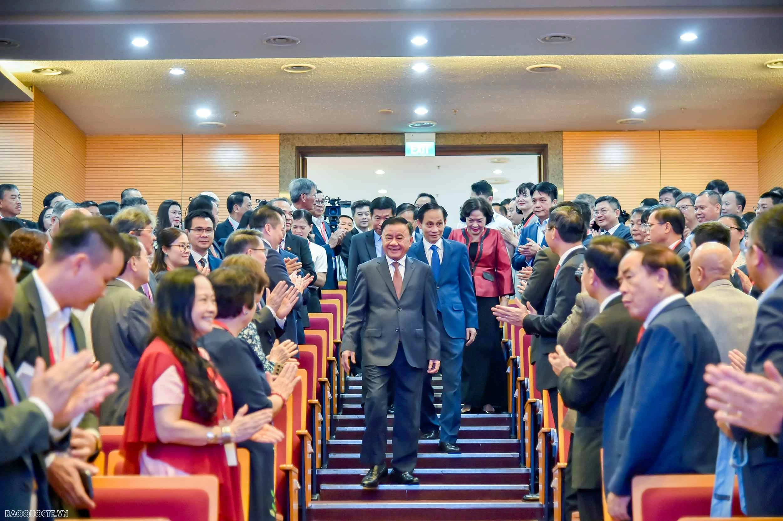 Hội nghị Ngoại giao lần thứ 33: Thường trực Ban Bí thư Trần Cẩm Tú dự Phiên họp toàn thể về đối ngoại Đảng và đối ngoại nhân dân