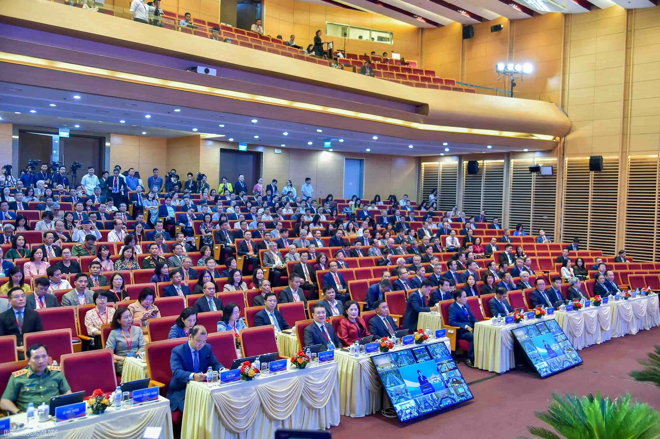 Đối ngoại muốn trở thành sức mạnh quốc gia phải được kiến tạo bằng con người, tri thức và thể chế