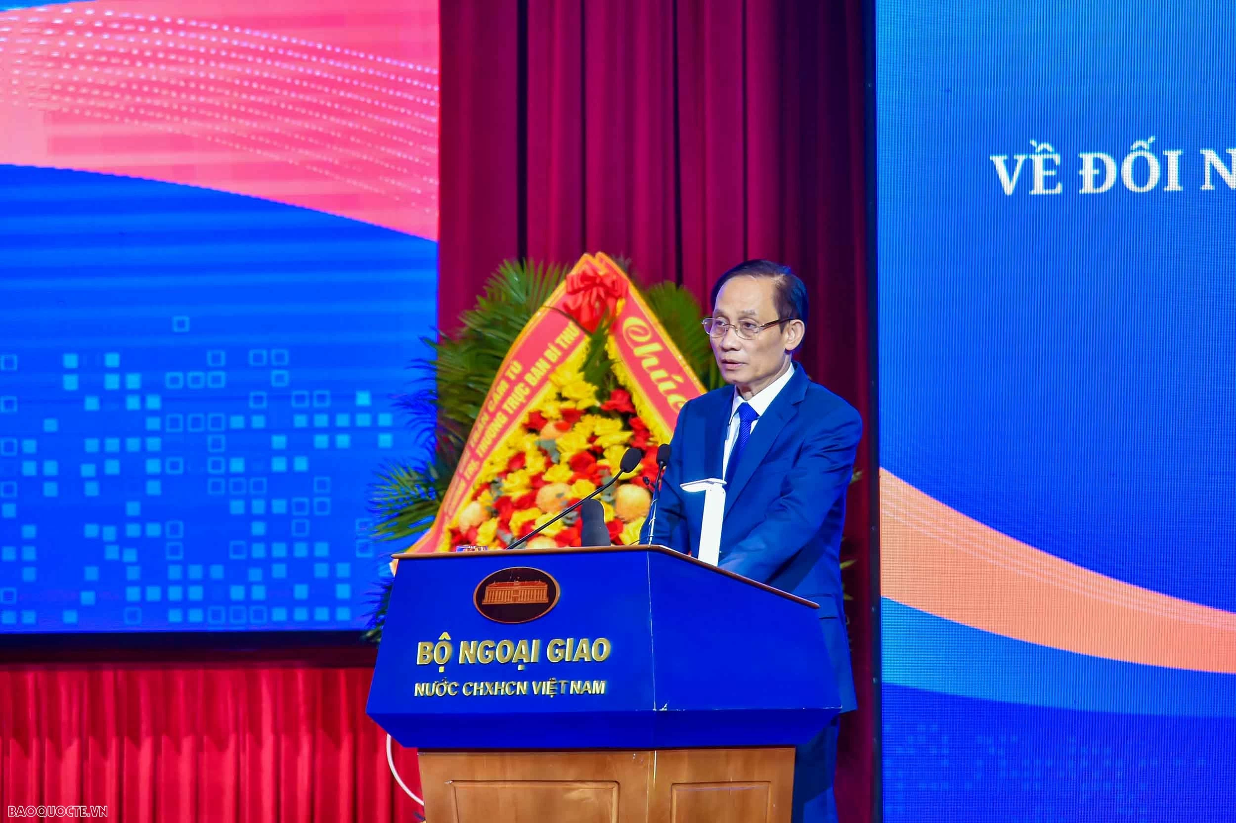 Hội nghị Ngoại giao lần thứ 33: Thường trực Ban Bí thư Trần Cẩm Tú dự Phiên họp toàn thể về đối ngoại Đảng và đối ngoại nhân dân