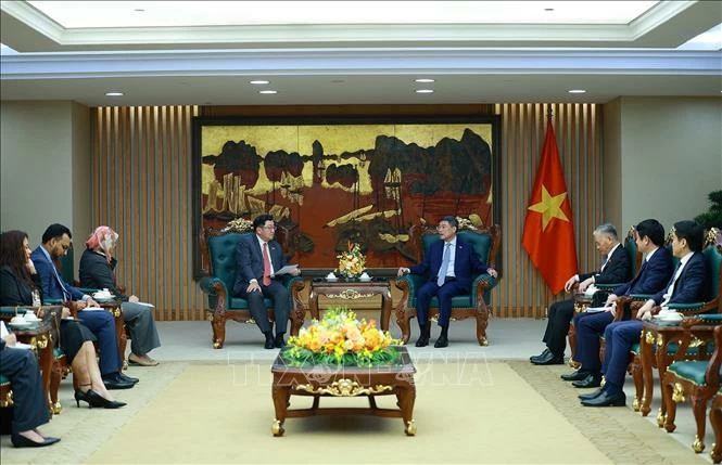 Thủ tướng Lê Minh Hưng tiếp Đại sứ Malaysia chào từ biệt Chú thích ảnh