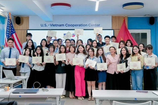 Học tiếng Anh như thế nào trong kỷ nguyên AI? Học tiếng Anh như thế nào trong kỷ nguyên AI?