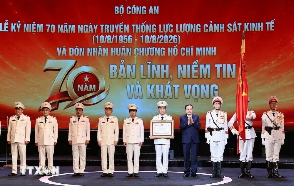 Cảnh sát kinh tế là lực lượng nòng cốt chống tham nhũng, lãng phí, tiêu cực