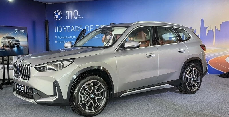 BMW không tạo ra một thiết kế hoàn toàn mới cho X1 mà làm chiếc xe trở nên bề thế hơn. BMW không tạo ra một thiết kế hoàn toàn mới cho X1 mà làm chiếc xe trở nên bề thế hơn.