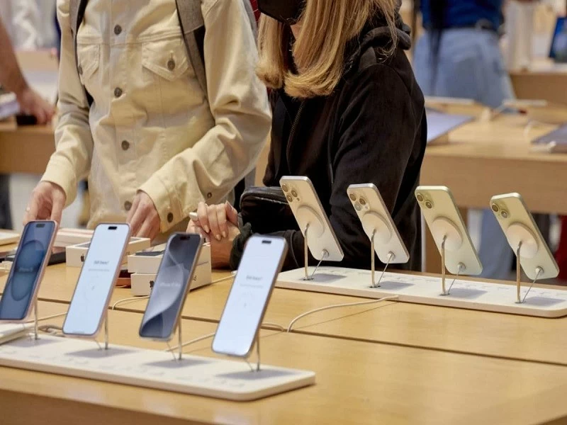 Quá trình sản xuất iPhone 18 Pro Max đang gặp khó khăn do thiếu nguồn cung DRAM. Quá trình sản xuất iPhone 18 Pro Max đang gặp khó khăn do thiếu nguồn cung DRAM.