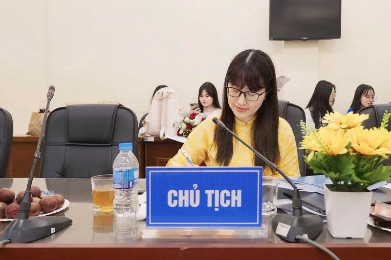 Tiến sĩ Đặng Thị Minh Hiền - Trưởng khoa Kinh tế và Du lịch chia sẻ: “Trường Đại học Thủ đô Hà Nội (HNMU) lấy triết lý Đại học Thủ đô Hà Nội: Khẳng định thương hiệu đào tạo nhân lực chất lượng cao cho ngành khách sạn