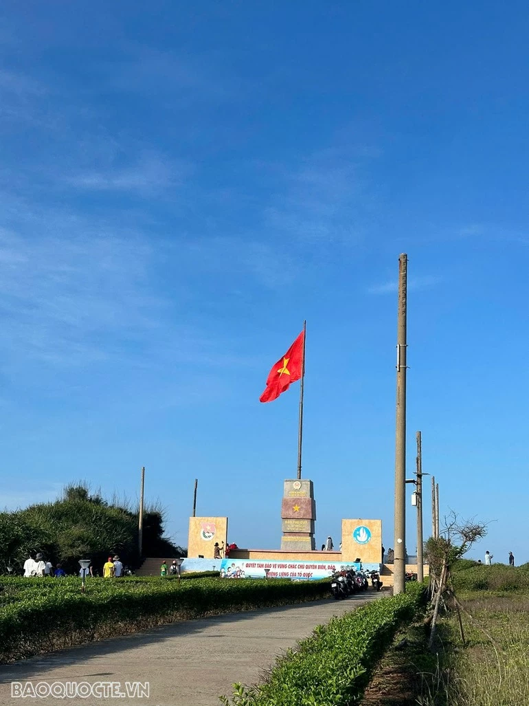 Chạm vào thiên đường xanh Phú Quý