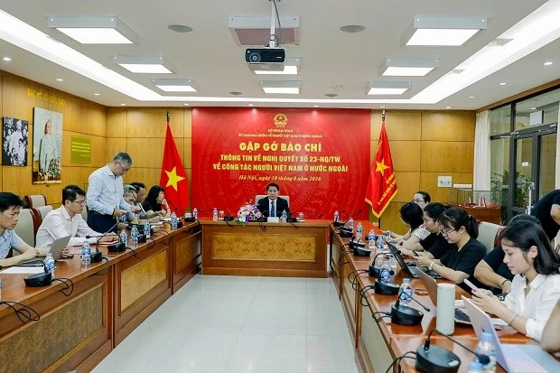 Nghị quyết 23 mở rộng không gian phát huy nguồn lực người Việt Nam ở nước ngoài Nghị quyết số 23-NQ/TW mở rộng không gian phát huy nguồn lực người Việt Nam ở nước ngoài