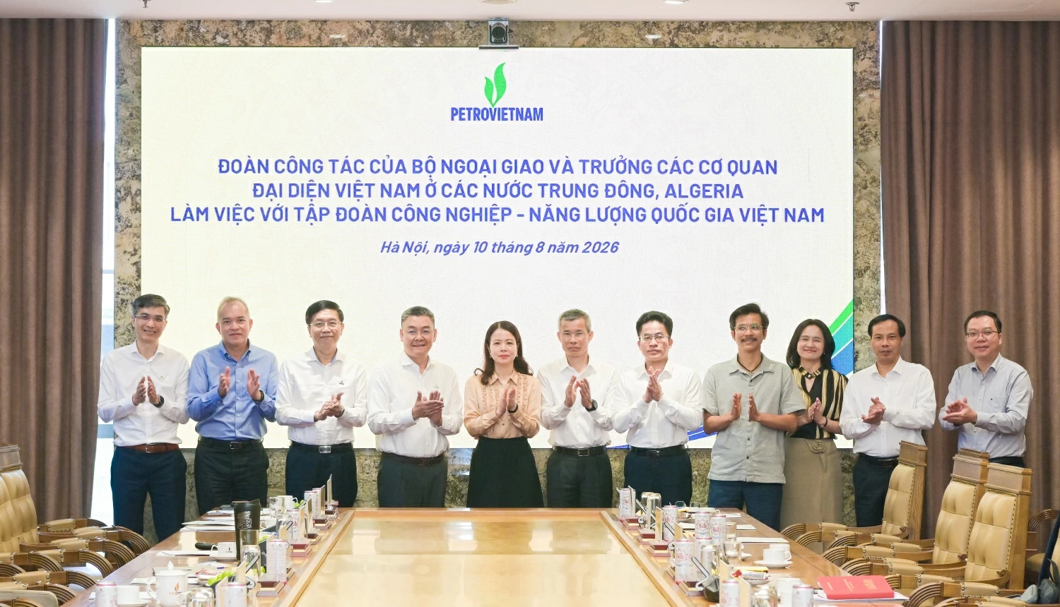 Đẩy mạnh ngoại giao năng lượng, mở rộng không gian phát triển cho Petrovietnam tại Trung Đông và châu Phi Đẩy mạnh ngoại giao năng lượng, mở rộng không gian phát triển cho Petrovietnam tại Trung Đông và châu Phi