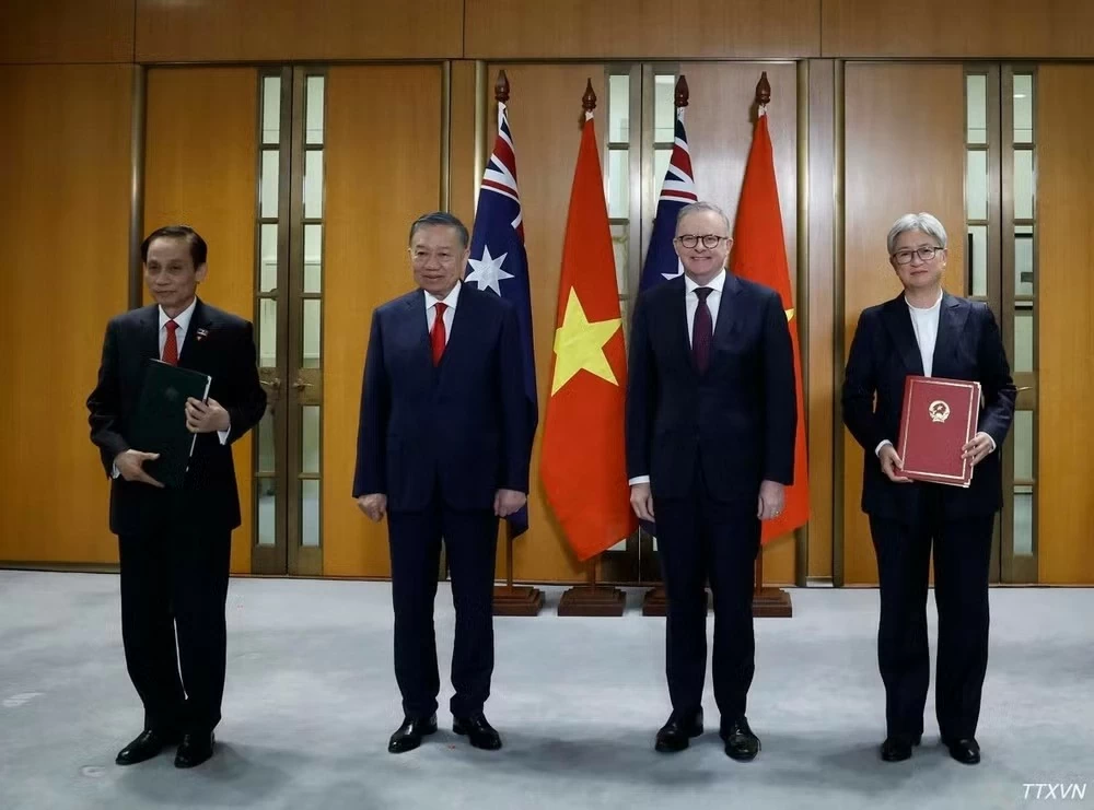 Tổng Bí thư, Chủ tịch nước Tô Lâm chứng kiến trao văn kiện hợp tác Việt Nam-Australia