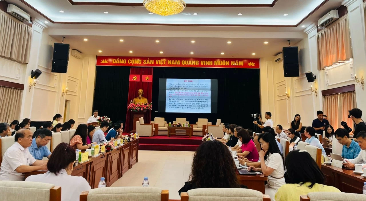 Vì một Việt Nam khỏe mạnh Vì một Việt Nam khỏe mạnh
