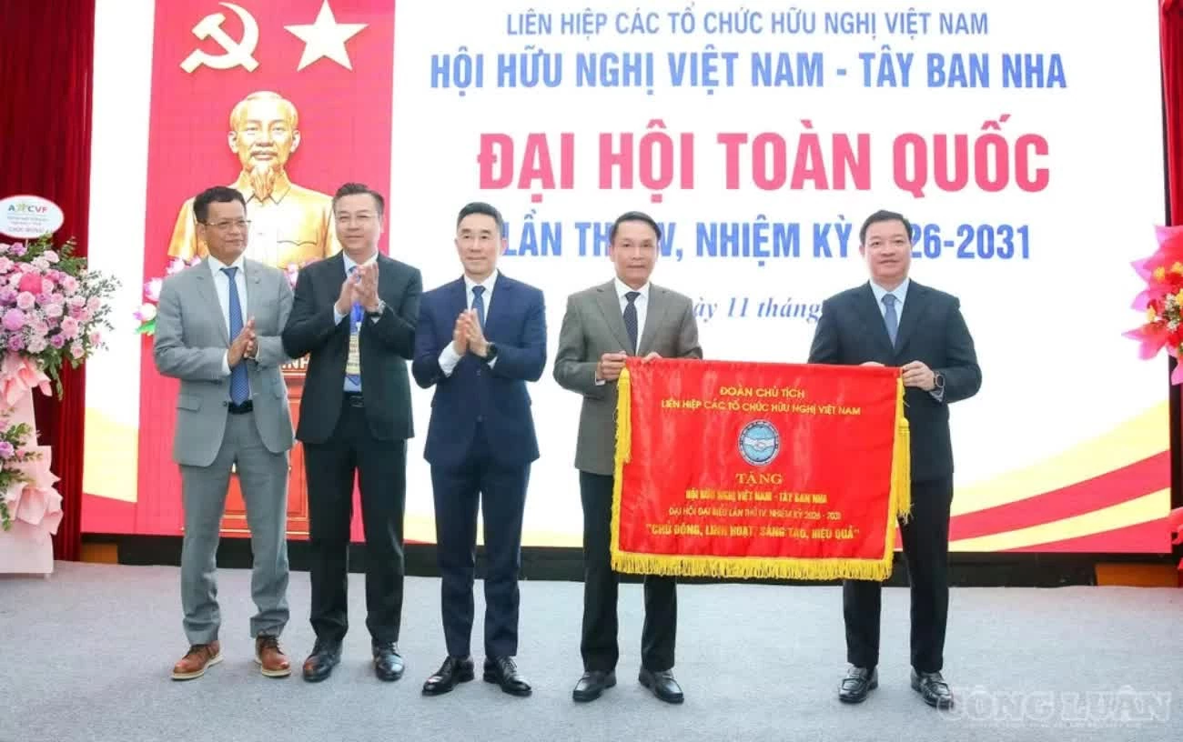 Hội Hữu nghị Việt Nam-Tây Ban Nha kiện toàn Ban Chấp hành, ông Nguyễn Đức Lợi tái đắc cử cương vị Chủ tịch