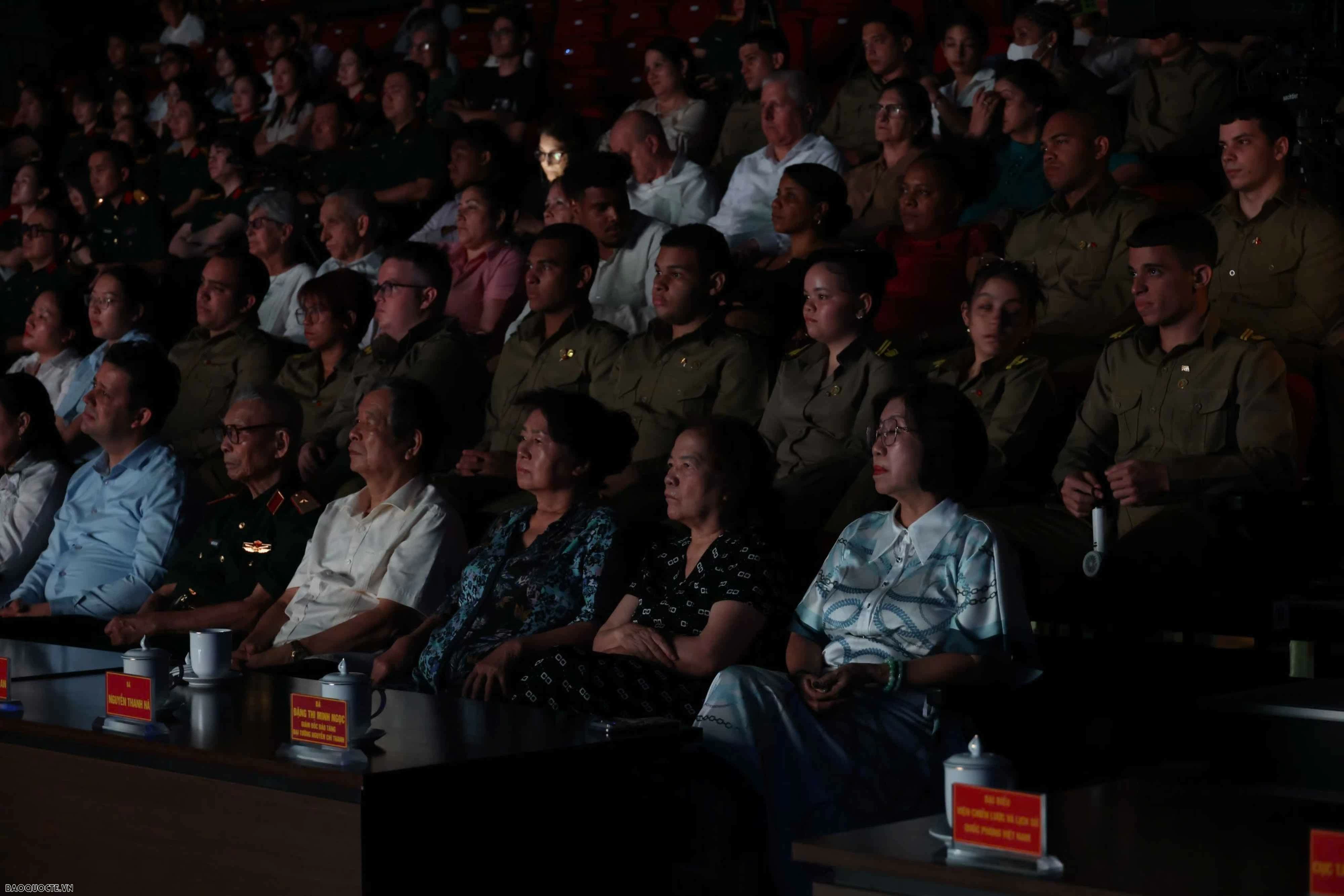 Tôn vinh di sản của Chủ tịch Hồ Chí Minh và Chủ tịch Fidel Castro: Những 'hạt giống' đi tới mùa Xuân