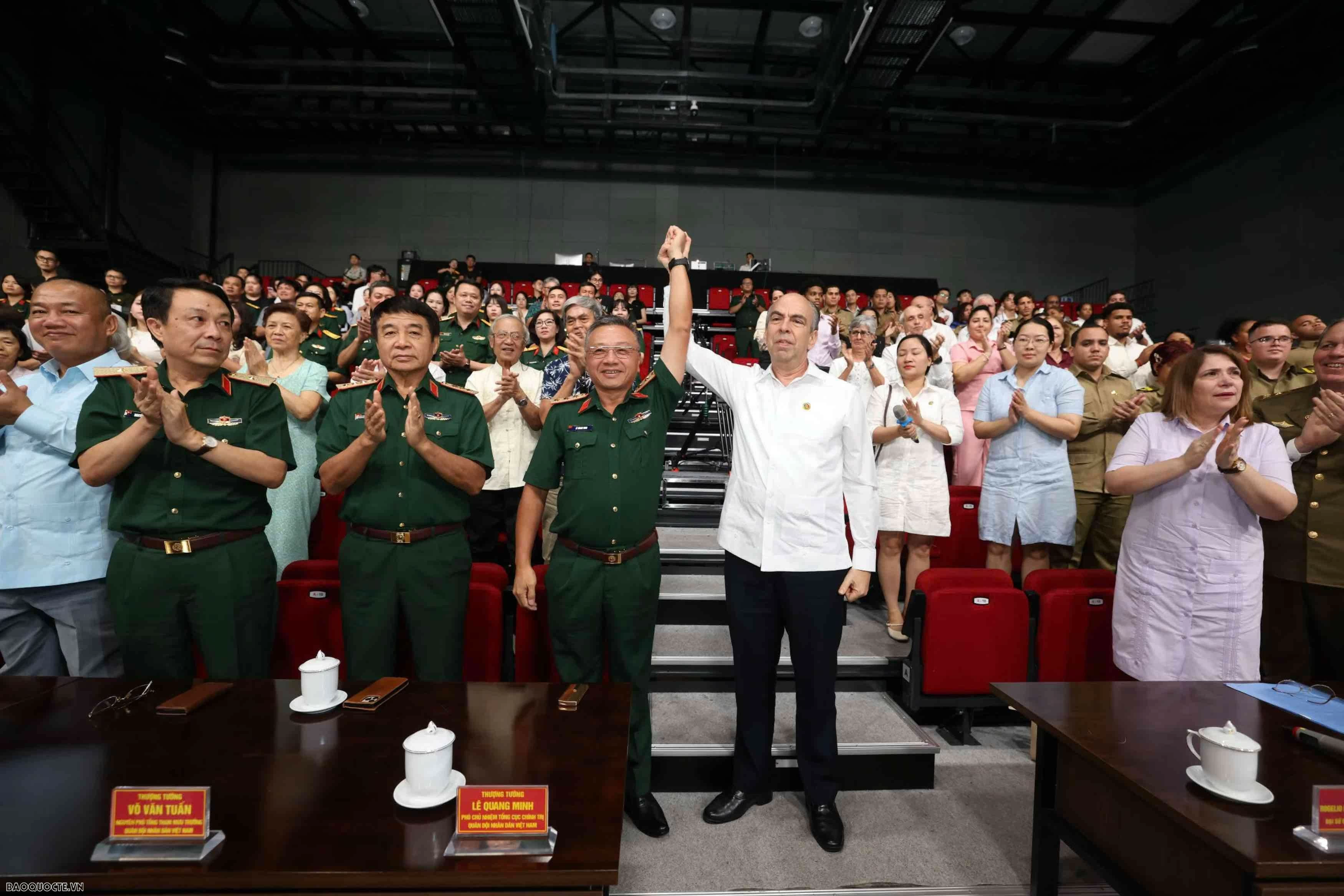 Tôn vinh di sản của Chủ tịch Hồ Chí Minh và Chủ tịch Fidel Castro: Những 'hạt giống' đi tới mùa Xuân