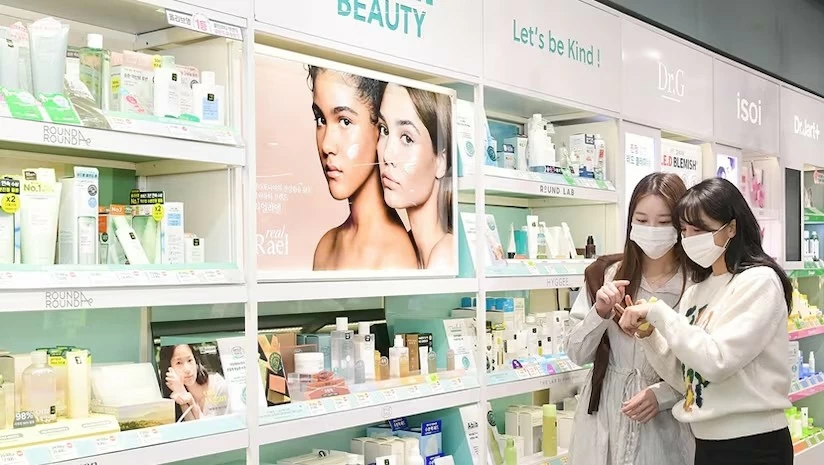 11C33: K-beauty: Khi thương hiệu không cần nhà máy 11C33: K-beauty: Khi thương hiệu không cần nhà máy