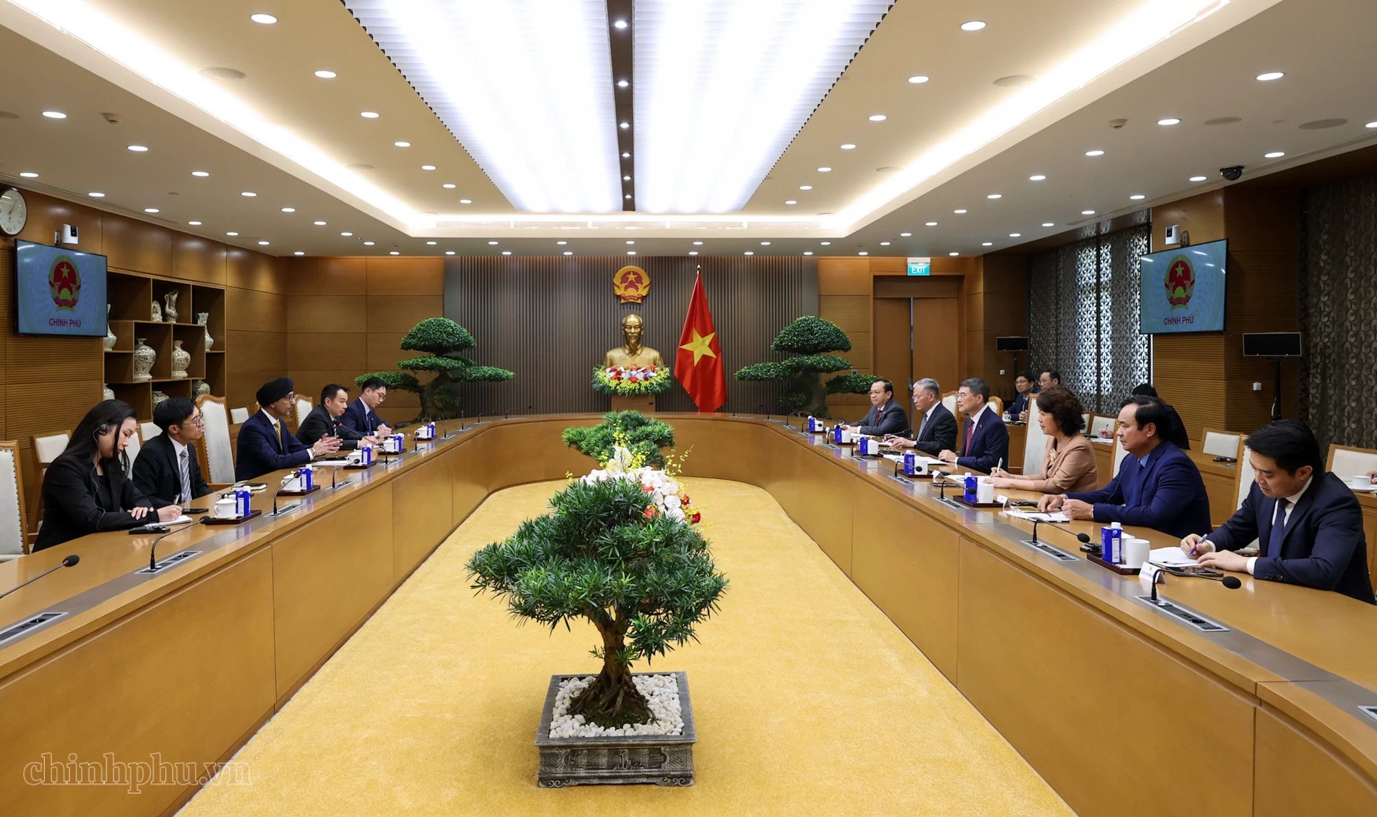Thủ tướng Lê Minh Hưng: Singapore tiếp tục là đối tác quan trọng hàng đầu của Việt Nam trong khu vực.