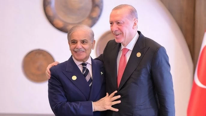 Tổng thống Thổ Nhĩ Kỳ Recep Tayyip Erdogan và Thủ tướng Pakistan Shehbaz Sharif trong cuộc gặp, trong bối cảnh hợp tác quốc phòng giữa hai nước ngày càng được mở rộng. (Nguồn: Business Recorder) Tổng thống Thổ Nhĩ Kỳ Recep Tayyip Erdogan và Thủ tướng Pakistan Shehbaz Sharif trong cuộc gặp, trong bối cảnh hợp tác quốc phòng giữa hai nước ngày càng được mở rộng. (Nguồn: Business Recorder)