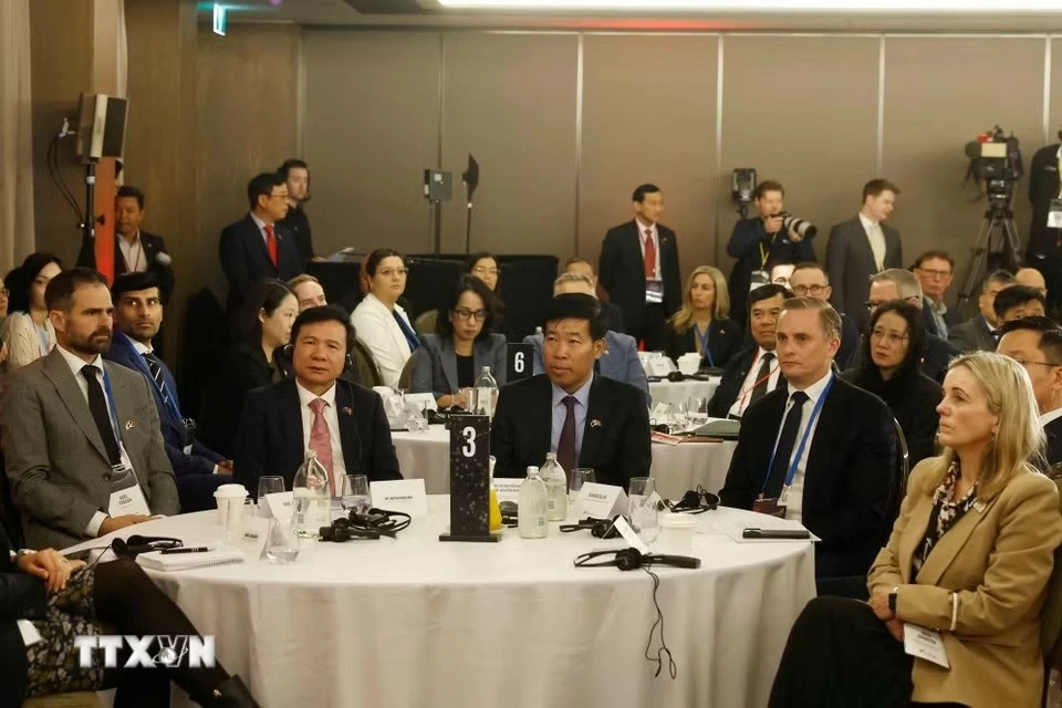 Tổng Bí thư, Chủ tịch nước Tô Lâm dự Hội nghị bàn tròn doanh nghiệp New Zealand - Việt Nam Tổng Bí thư, Chủ tịch nước Tô Lâm dự Hội nghị bàn tròn doanh nghiệp New Zealand - Việt Nam