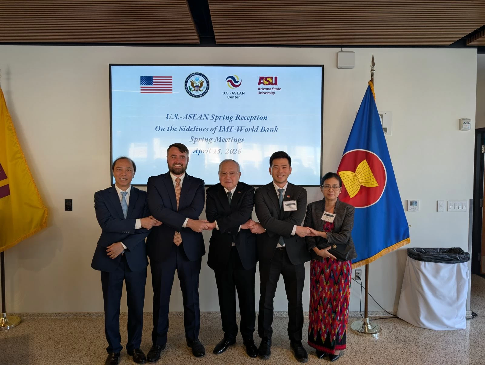 Việt Nam–ASEAN–Hoa Kỳ: Cơ hội mở rộng không gian phát triển Việt Nam–ASEAN–Hoa Kỳ: Cơ hội mở rộng không gian phát triển