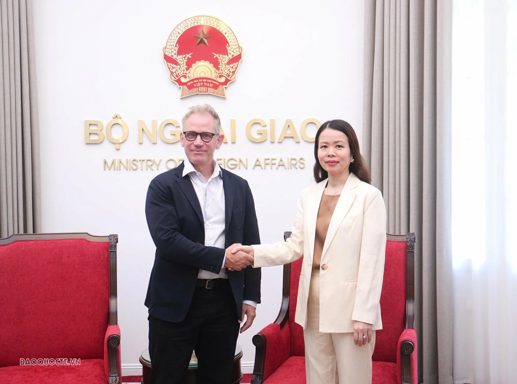 Thứ trưởng Ngoại giao Nguyễn Minh Hằng đã tiếp ông Richard Harrison nhân chuyến công tác tới Việt Nam. (Ảnh: Thành Long) Thứ trưởng Ngoại giao Nguyễn Minh Hằng đã tiếp ông Richard Harrison nhân chuyến công tác tới Việt Nam. (Ảnh: Thành Long)