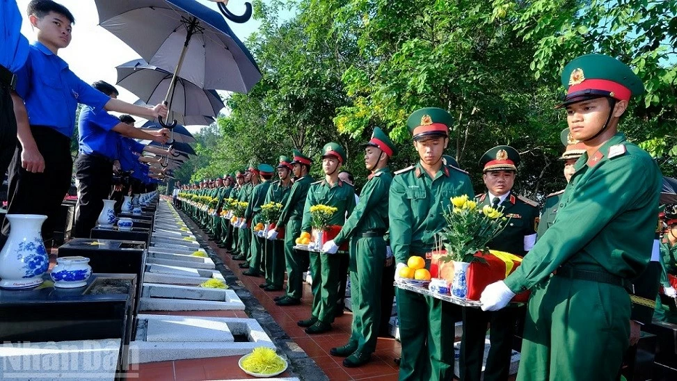 Đồng Nai: Trang trọng Lễ truy điệu và an táng 29 hài cốt liệt sĩ