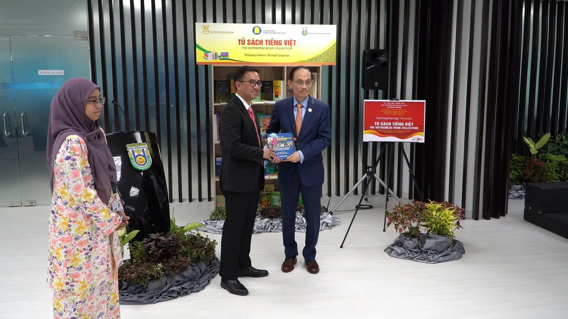 NXB Giáo dục Việt Nam - Dấu ấn trong hành trình lan tỏa tiếng Việt năm 2026 NXB Giáo dục Việt Nam - Dấu ấn trong hành trình lan tỏa tiếng Việt năm 2026