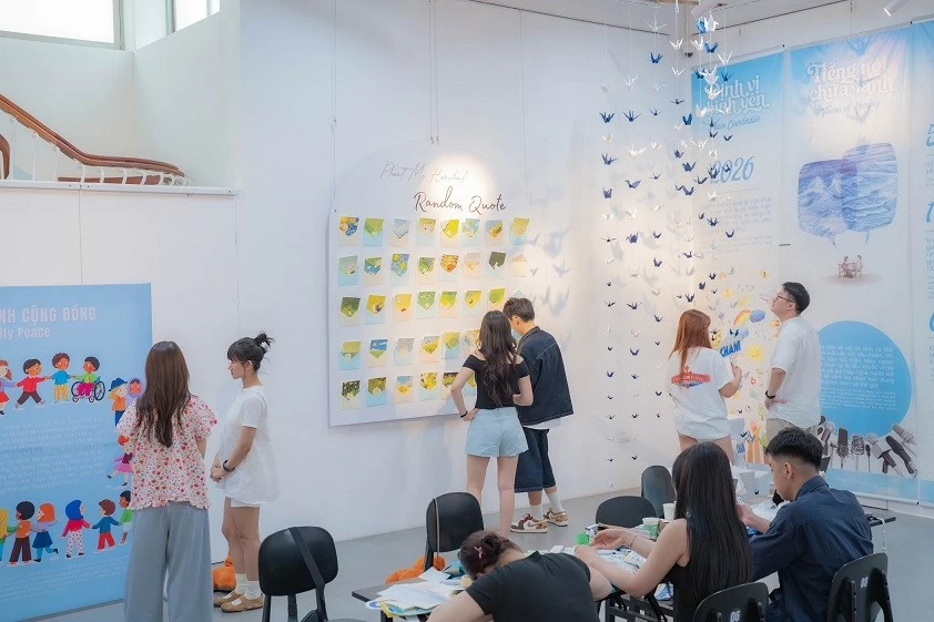 Sinh viên Việt kể chuyện hòa bình tại Ngày quốc tế Thanh niên 2026 Sinh viên Việt kể chuyện hòa bình tại Ngày quốc tế Thanh niên 2026