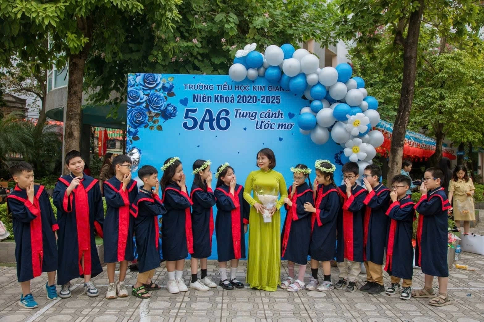 Sắp xếp trường học: Chính sách giáo dục phải đo bằng sự tiến bộ, hạnh phúc và tương lai người học