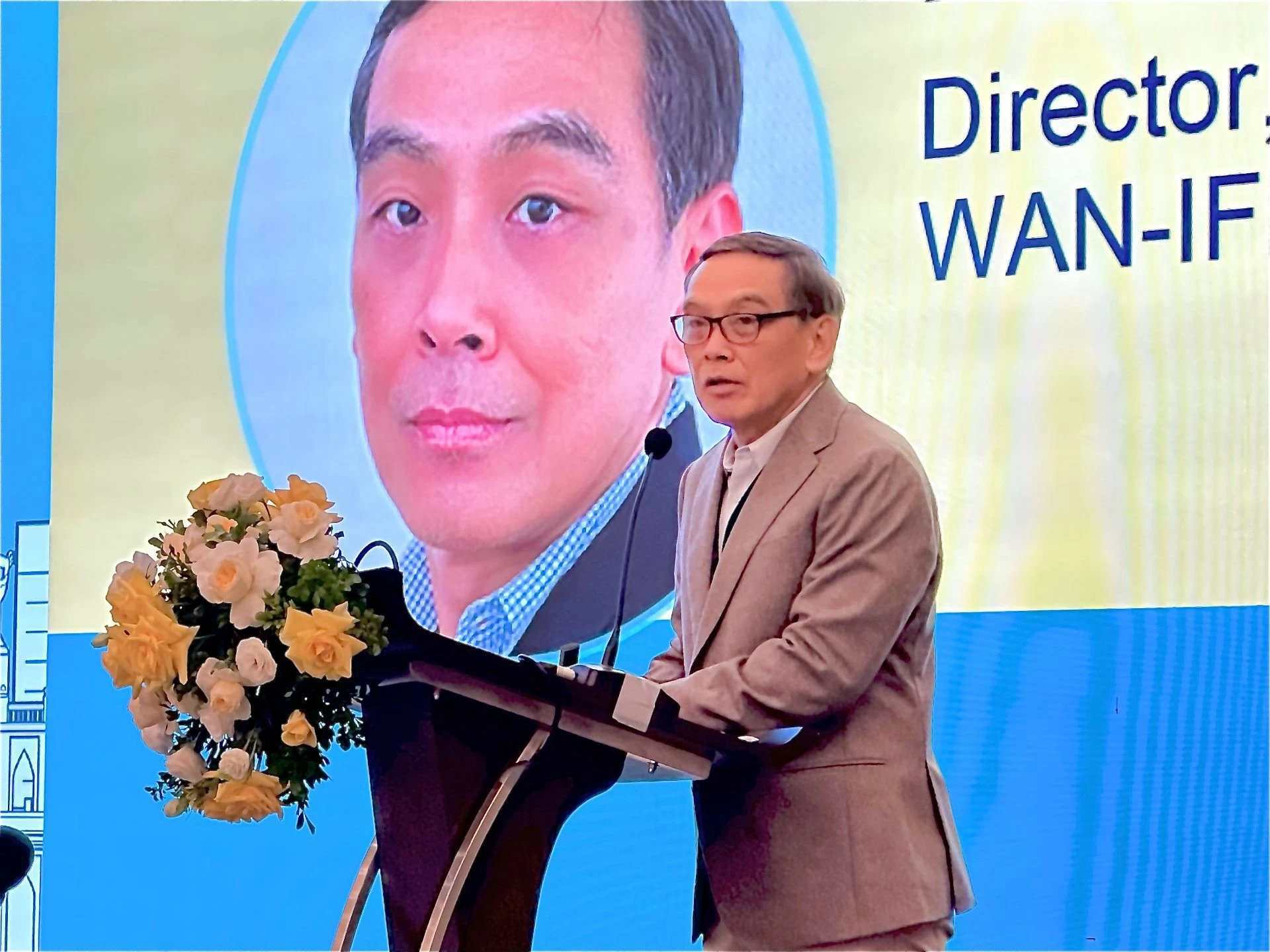 Ông Lee Kah Whye - Giám đốc khu vực Châu Á WAN-IFRA cho biết, tại châu Á phát biểu khai mạc AI Forum 2026. (Ảnh: Yến Vi)