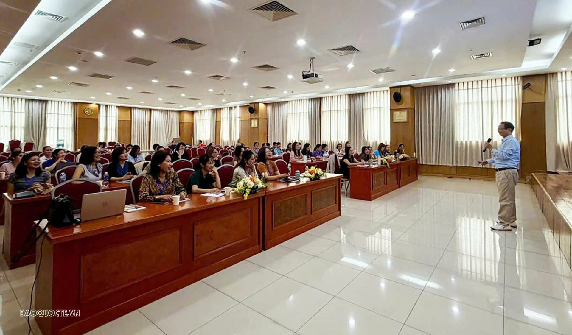 Để tiếng Việt in dấu trong trái tim mỗi giáo viên kiều bào Để tiếng Việt in dấu trong trái tim mỗi giáo viên kiều bào
