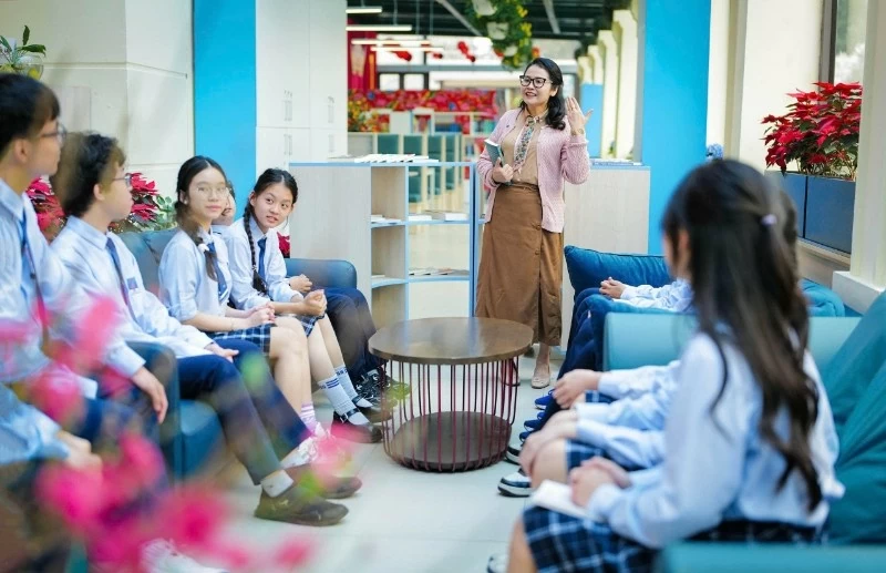 Tâm lý học đường trong thời đại số: Không thể chỉ chờ đến khi có sự cố Tâm lý học đường trong thời đại số: Không thể chỉ chờ đến khi có sự cố