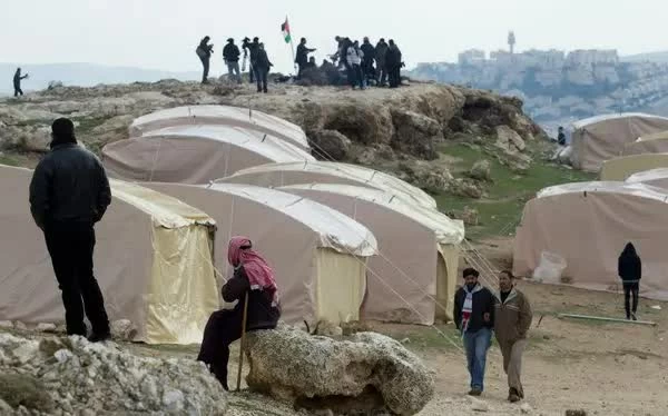 Hình ảnh một số lều được dựng tại khu vực Wadi Zeytun, Tây Bắc Ramallah. (Nguồn: The New York Times)