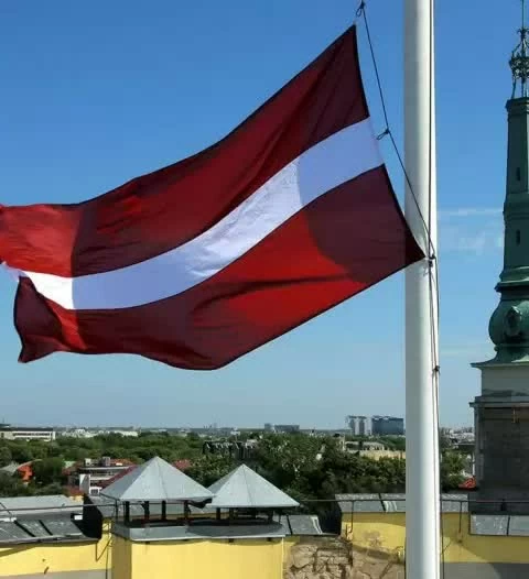 Phàn nàn tác dụng ngược của việc cắt đứt quan hệ với Nga, Latvia yêu cầu EU bơm thêm tiền