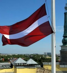 Phàn nàn tác dụng ngược của việc cắt đứt quan hệ với Nga, Latvia yêu cầu EU 
