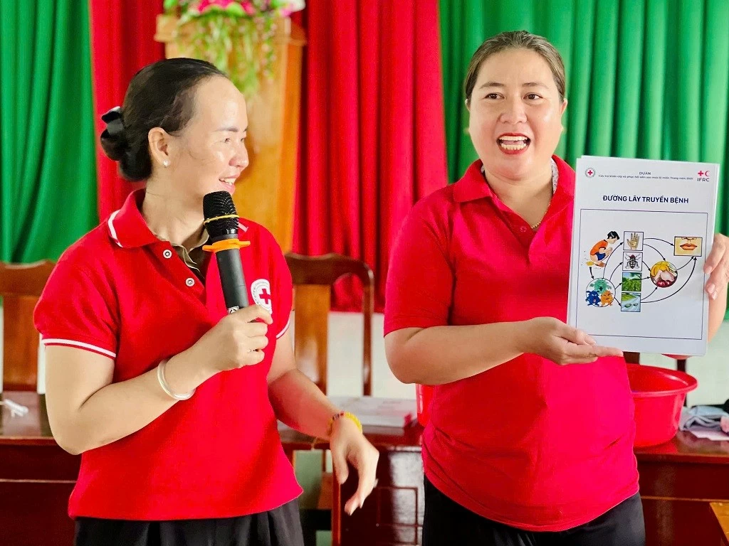 Nâng cao nhận thức cộng đồng về nước sạch, vệ sinh và phòng ngừa dịch bệnh sau thiên tai Nâng cao nhận thức cộng đồng về nước sạch, vệ sinh và phòng ngừa dịch bệnh sau thiên tai