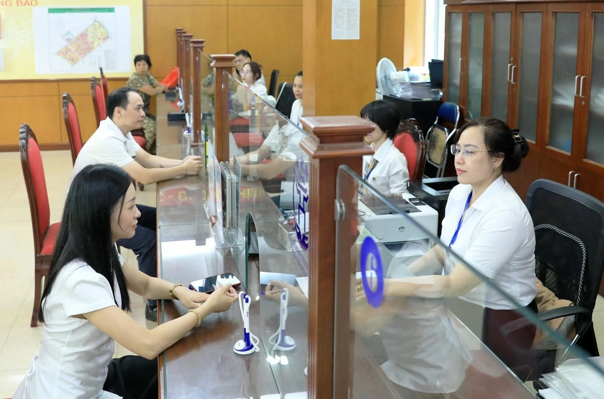Đẩy mạnh phân cấp, phân quyền, Hà Nội hướng tới nâng cao hiệu quả giải quyết thủ tục hành chính