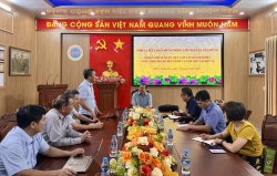 Tổng Lãnh sự Việt Nam tại Trung Lào thăm và làm việc với Công ty Cao su COECCO tại Bolikhamxay