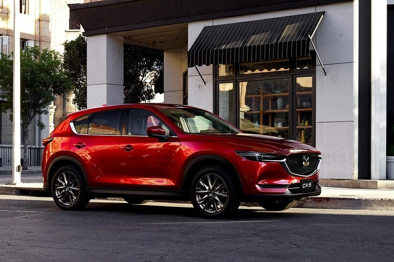 Top 5 xe SUV hạng C bán chạy nhất tháng 7/2026: Mazda CX-5 bức tốc mạnh mẽ. Top 5 xe SUV hạng C bán chạy nhất tháng 7/2026: Mazda CX-5 bức tốc mạnh mẽ.