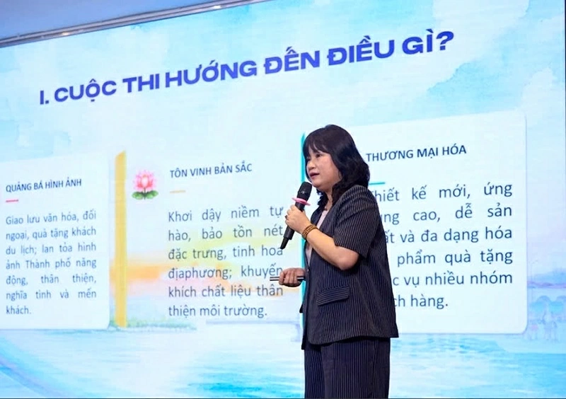 TP.HCM tìm kiếm quà tặng du lịch mang dấu ấn riêng