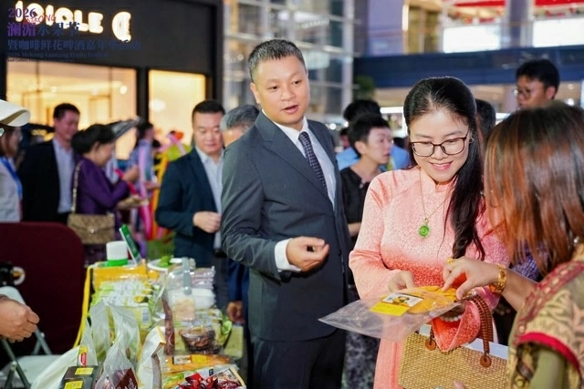 Tổng Lãnh sự Nghiêm Việt Chung thúc đẩy kết nối thương mại Việt Nam - Vân Nam (Trung Quốc)
