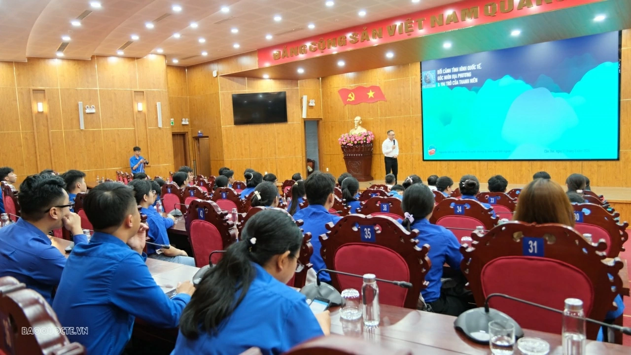 thanh niên thanh niên
