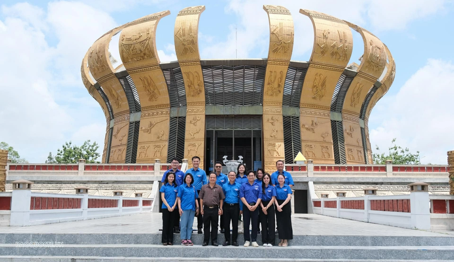 Thanh niên Việt Nam trong kỷ nguyên số: Yêu đất nước và tự tin hội nhập thanh niên