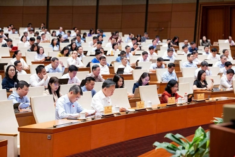 Sáng nay (23/8), Quốc hội thông qua Luật Dầu khí (sửa đổi)