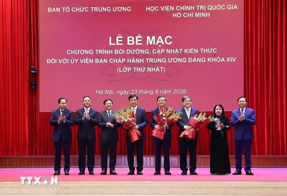 Bế mạc Chương trình bồi dưỡng, cập nhật kiến thức đối với Ủy viên Trung ương Đảng