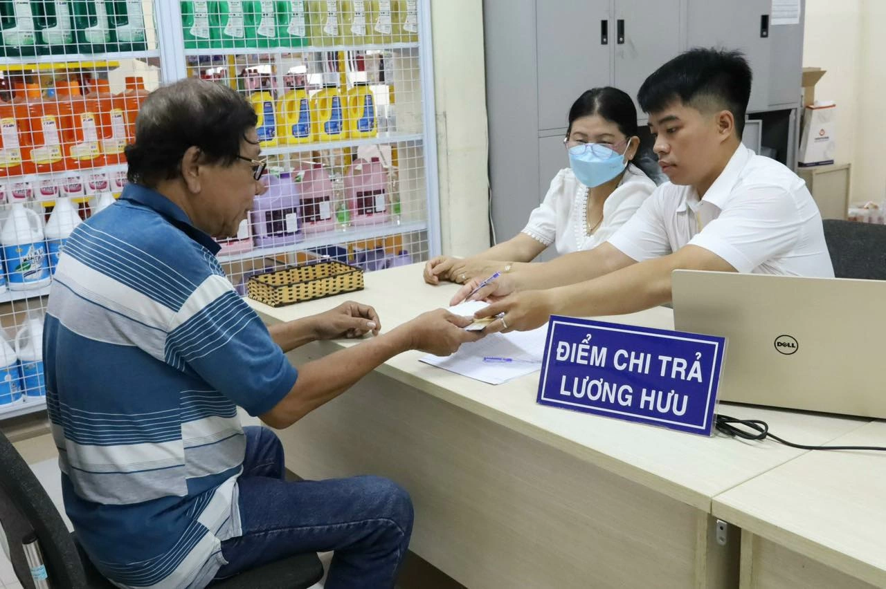 Lịch chi trả lương hưu tháng 9/2026 trùng ngày 2/9 thì thời gian nhận là ngày nào? Lịch chi trả lương hưu tháng 9/2026 trùng ngày 2/9 thì thời gian nhận là ngày nào?
