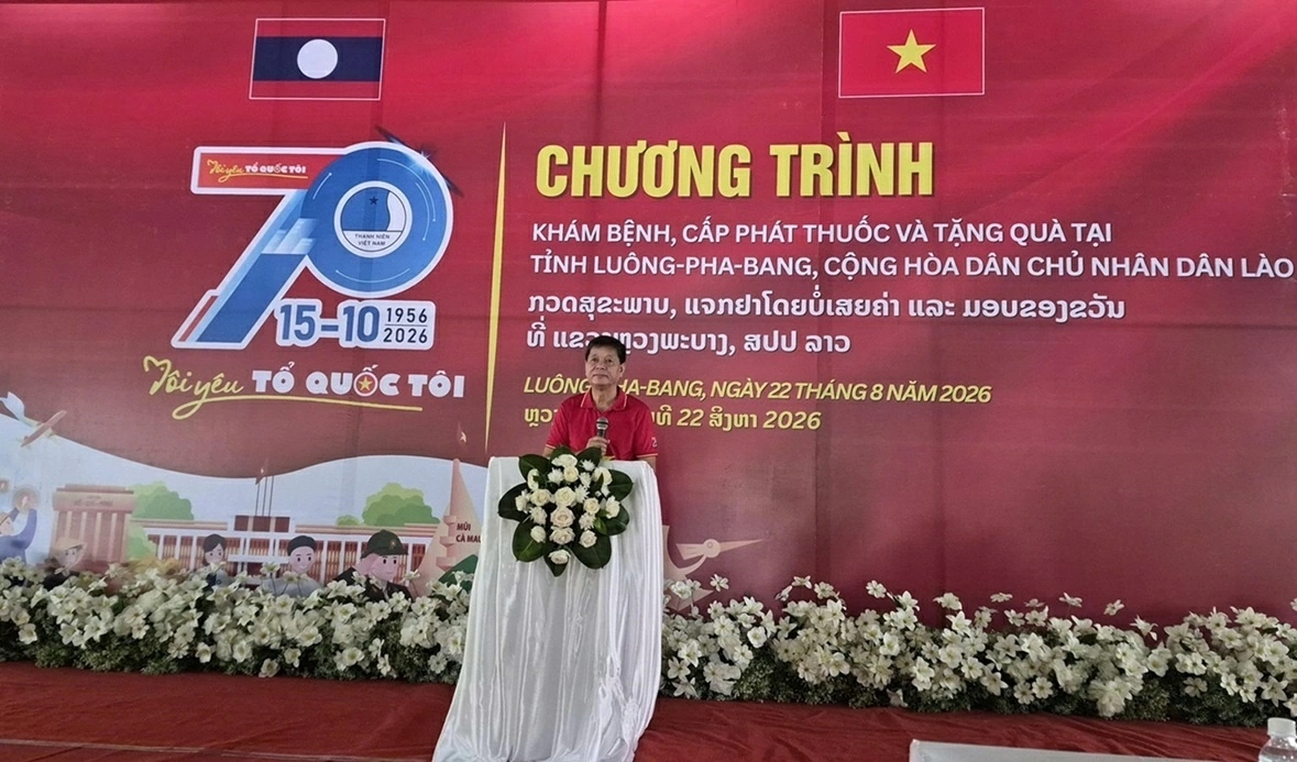 Tổng Lãnh sự quán Việt Nam tại Luang Prabang (Lào) phối hợp tổ chức Hành trình Tôi yêu Tổ quốc tôi