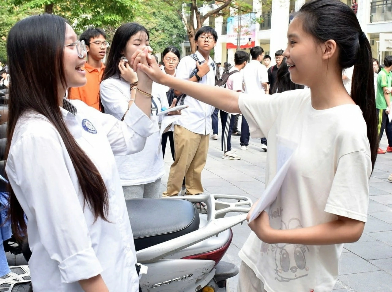 Giảm môn thi vào lớp 10: Liệu có giảm áp lực cho học sinh?