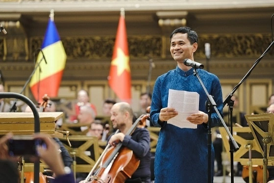 Ấn tượng đêm nhạc hữu nghị mừng Quốc khánh Việt Nam tại Romania