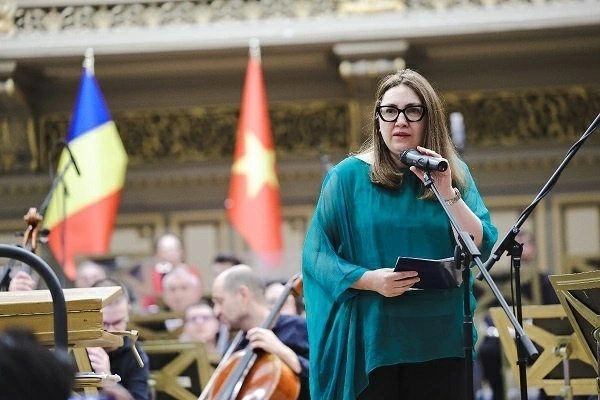 Ấn tượng đêm nhạc hữu nghị mừng Quốc khánh Việt Nam tại Romania