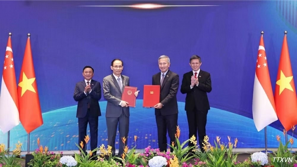 Thường trực Ban Bí thư Trần Cẩm Tú thăm Singapore: Mốc mới cho chặng đường hợp tác mới