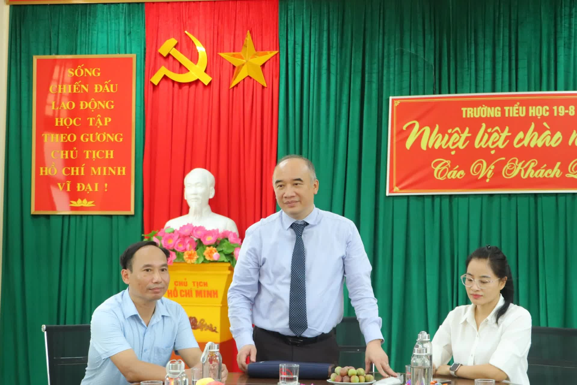 ‘Địa chỉ đỏ’ lưu giữ truyền thống vẻ vang ngành Ngoại giao